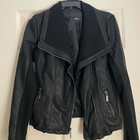 Leather jacket - Picture 1 of 2